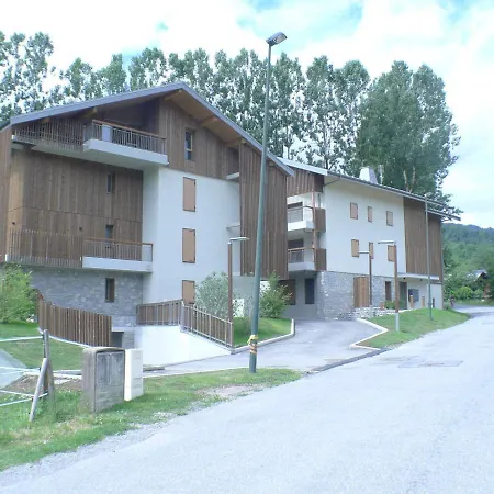 Neuf 2 Pieces Avec Terrasse Et Parking - De Standing Entre Et Morillon - Fr-1-629-128 * Samoens