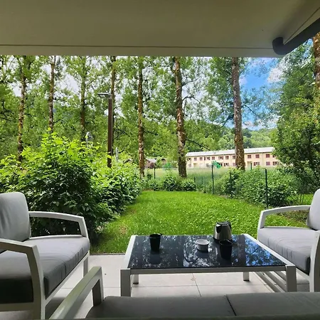 Neuf 2 Pieces Avec Terrasse Et Parking - De Standing Entre Et Morillon - Fr-1-629-128 * Samoens